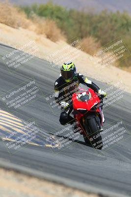 media/Apr-10-2022-SoCal Trackdays (Sun) [[f104b12566]]/Turn 10 (1pm)/